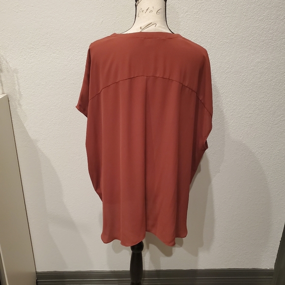 Trouve Twist Drape Short Sleeve Blouse XXL - Picture 2 of 4